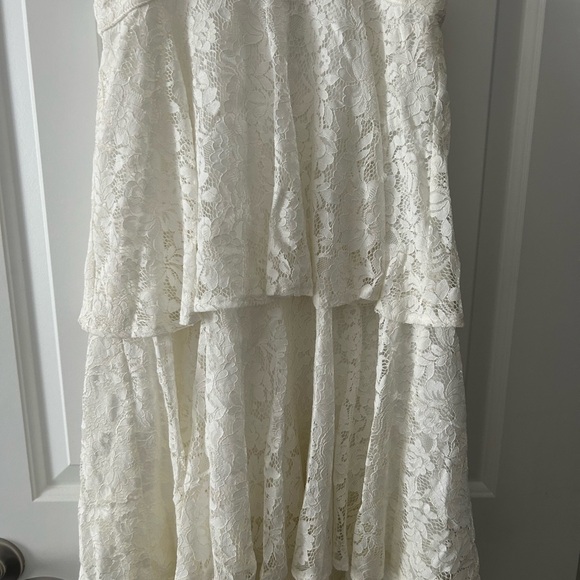 White Lace Tiered Dress - Picture 3 of 8